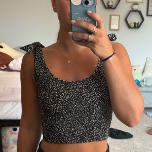 American Eagle Outfitters Black and White Speckled Crop Tank